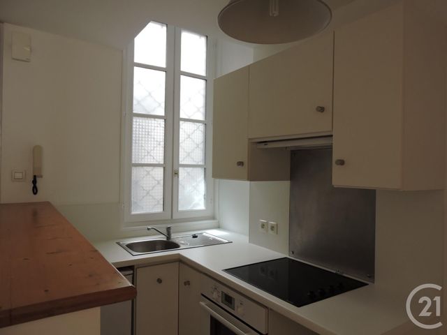 Appartement Studio à louer - 1 pièce - 26.47 m2 - LA ROCHELLE - 17 - POITOU-CHARENTES - Century 21 Agence Du Centre Ville