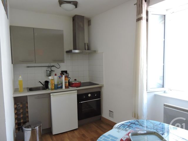 Appartement F1 à louer - 1 pièce - 25.7 m2 - LA ROCHELLE - 17 - POITOU-CHARENTES - Century 21 Agence Du Centre Ville