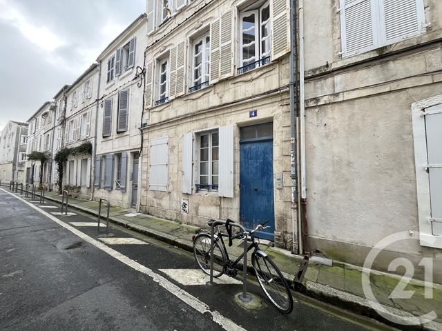 Appartement à louer - 2 pièces - 37.07 m2 - LA ROCHELLE - 17 - POITOU-CHARENTES - Century 21 Agence Du Centre Ville