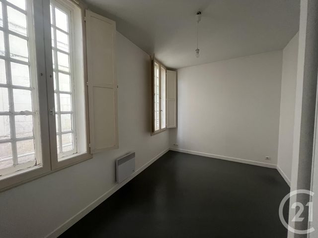Appartement à louer - 2 pièces - 37.07 m2 - LA ROCHELLE - 17 - POITOU-CHARENTES - Century 21 Agence Du Centre Ville