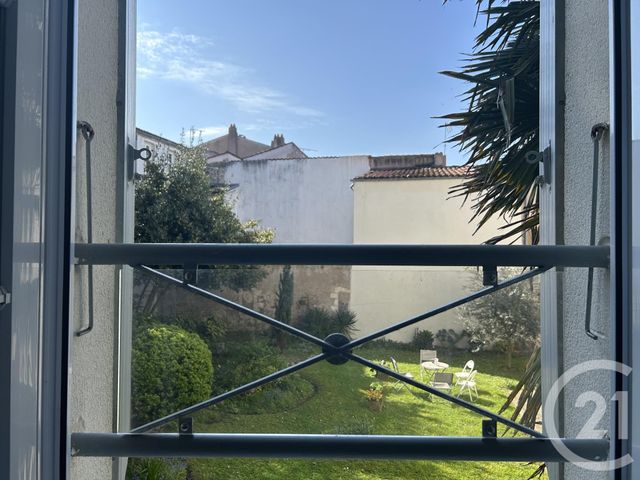Appartement Studio à louer - 1 pièce - 17.8 m2 - LA ROCHELLE - 17 - POITOU-CHARENTES - Century 21 Agence Du Centre Ville