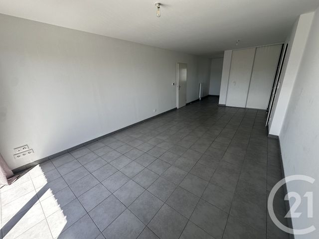 Appartement T3 à vendre - 3 pièces - 63.8 m2 - LA ROCHELLE - 17 - POITOU-CHARENTES - Century 21 Agence Du Centre Ville