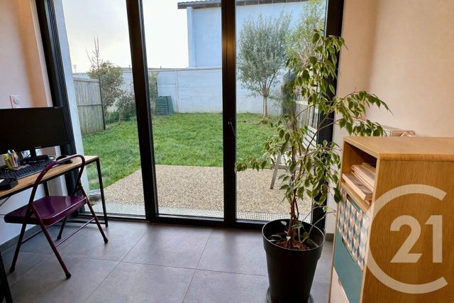 Appartement à vendre - 2 pièces - 47.38 m2 - LA ROCHELLE - 17 - POITOU-CHARENTES - Century 21 Agence Du Centre Ville