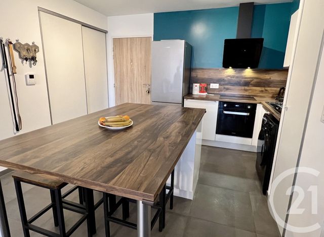 Appartement à vendre - 2 pièces - 47.38 m2 - LA ROCHELLE - 17 - POITOU-CHARENTES - Century 21 Agence Du Centre Ville