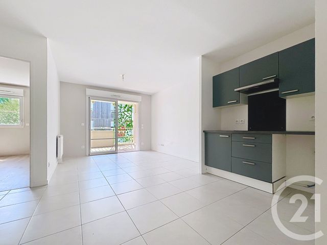 Appartement T2 à vendre - 2 pièces - 42.4 m2 - LA ROCHELLE - 17 - POITOU-CHARENTES - Century 21 Agence Du Centre Ville