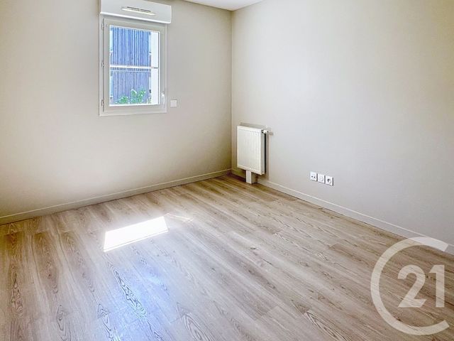 Appartement T2 à vendre - 2 pièces - 42.4 m2 - LA ROCHELLE - 17 - POITOU-CHARENTES - Century 21 Agence Du Centre Ville