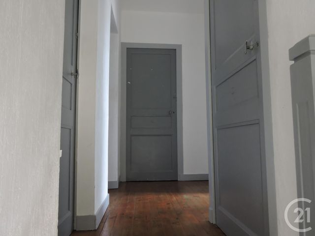 Appartement Chambre à louer - 1 pièce - 15.3 m2 - AYTRE - 17 - POITOU-CHARENTES - Century 21 Agence Du Centre Ville