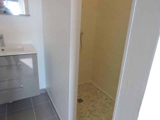 maison à louer - 4 pièces - 85.0 m2 - CHARRON - 17 - POITOU-CHARENTES - Century 21 Agence Du Centre Ville