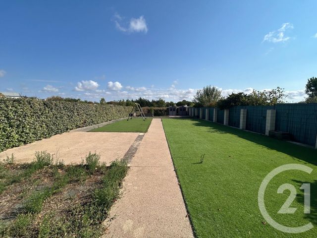 maison à louer - 4 pièces - 85.0 m2 - CHARRON - 17 - POITOU-CHARENTES - Century 21 Agence Du Centre Ville