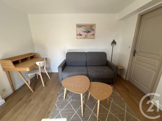 Appartement T1 à louer - 1 pièce - 24.05 m2 - LA ROCHELLE - 17 - POITOU-CHARENTES - Century 21 Agence Du Centre Ville