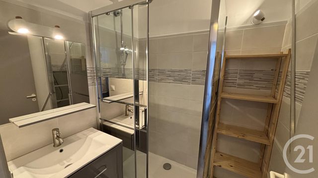 Appartement à louer - 2 pièces - 35.72 m2 - LA ROCHELLE - 17 - POITOU-CHARENTES - Century 21 Agence Du Centre Ville