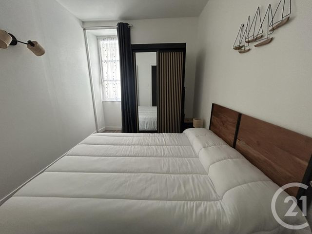 Appartement à louer - 2 pièces - 30.23 m2 - LA ROCHELLE - 17 - POITOU-CHARENTES - Century 21 Agence Du Centre Ville