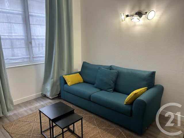 Appartement à louer - 2 pièces - 30.23 m2 - LA ROCHELLE - 17 - POITOU-CHARENTES - Century 21 Agence Du Centre Ville