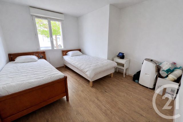 maison à vendre - 5 pièces - 95.0 m2 - CHARRON - 17 - POITOU-CHARENTES - Century 21 Agence Du Centre Ville