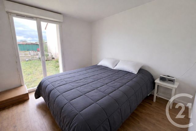 maison à vendre - 5 pièces - 95.0 m2 - CHARRON - 17 - POITOU-CHARENTES - Century 21 Agence Du Centre Ville