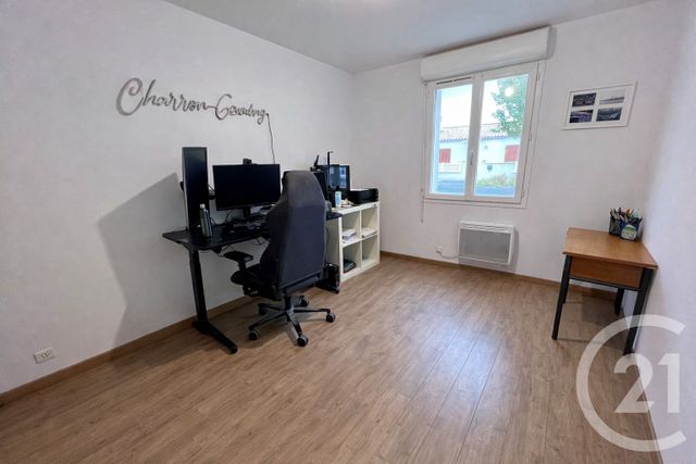 maison à vendre - 5 pièces - 95.0 m2 - CHARRON - 17 - POITOU-CHARENTES - Century 21 Agence Du Centre Ville