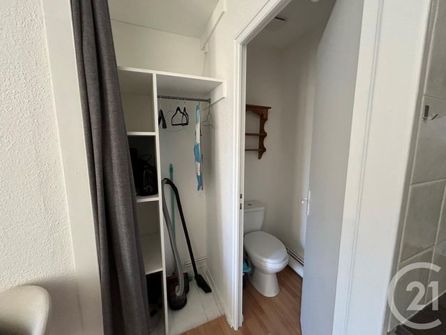 Appartement à louer - 2 pièces - 26.86 m2 - LA ROCHELLE - 17 - POITOU-CHARENTES - Century 21 Agence Du Centre Ville