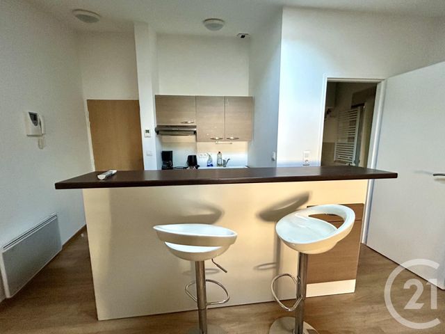 Appartement Studio à louer - 1 pièce - 21.31 m2 - LA ROCHELLE - 17 - POITOU-CHARENTES - Century 21 Agence Du Centre Ville