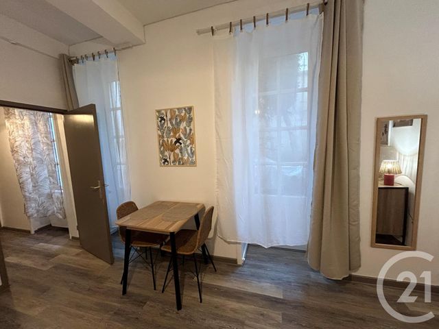Appartement Studio à vendre - 1 pièce - 27.32 m2 - LA ROCHELLE - 17 - POITOU-CHARENTES - Century 21 Agence Du Centre Ville