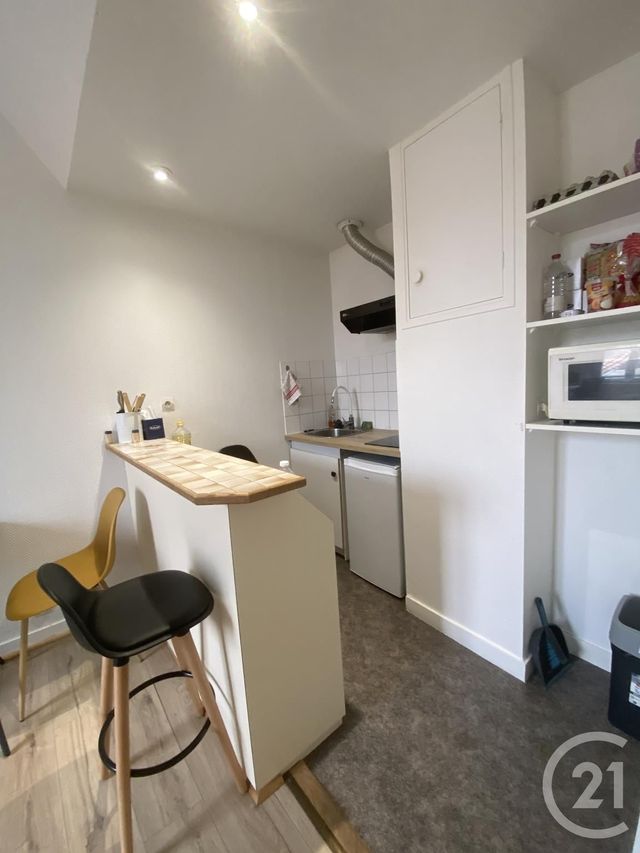 Appartement Studio à vendre - 1 pièce - 27.87 m2 - LA ROCHELLE - 17 - POITOU-CHARENTES - Century 21 Agence Du Centre Ville
