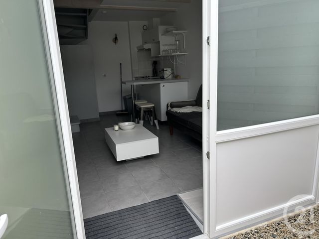 Appartement à louer - 2 pièces - 22.19 m2 - LA ROCHELLE - 17 - POITOU-CHARENTES - Century 21 Agence Du Centre Ville