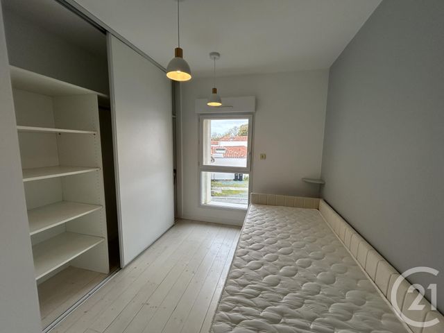 Appartement à louer - 2 pièces - 22.19 m2 - LA ROCHELLE - 17 - POITOU-CHARENTES - Century 21 Agence Du Centre Ville