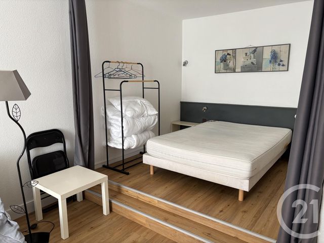 Appartement Studio à louer - 1 pièce - 26.39 m2 - LA ROCHELLE - 17 - POITOU-CHARENTES - Century 21 Agence Du Centre Ville