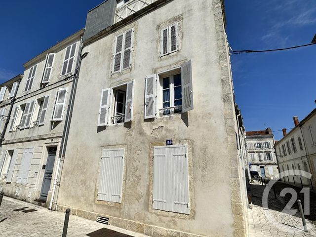 Appartement Studio à louer - 1 pièce - 16.85 m2 - LA ROCHELLE - 17 - POITOU-CHARENTES - Century 21 Agence Du Centre Ville