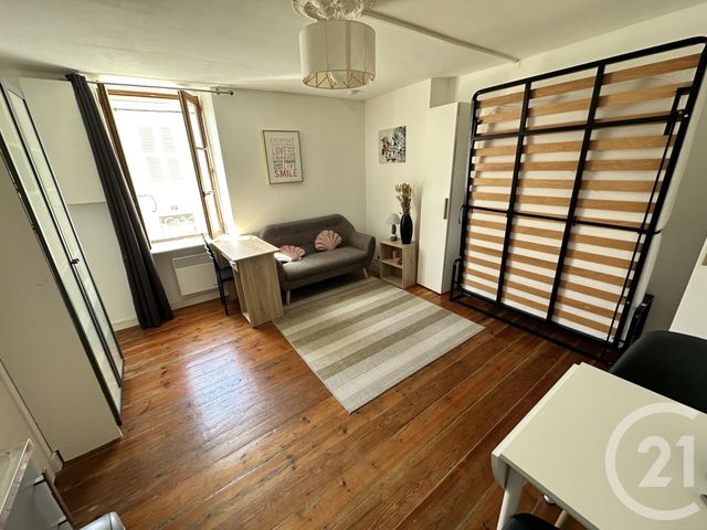 Appartement Studio à louer - 1 pièce - 16.85 m2 - LA ROCHELLE - 17 - POITOU-CHARENTES - Century 21 Agence Du Centre Ville