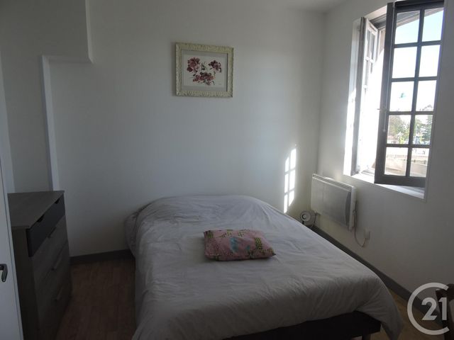 Appartement à louer - 3 pièces - 59.0 m2 - LA ROCHELLE - 17 - POITOU-CHARENTES - Century 21 Agence Du Centre Ville