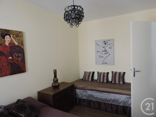 Appartement à louer - 2 pièces - 45.23 m2 - LA ROCHELLE - 17 - POITOU-CHARENTES - Century 21 Agence Du Centre Ville