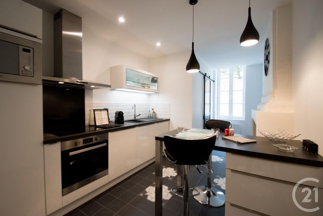Appartement à louer - 2 pièces - 29.19 m2 - LA ROCHELLE - 17 - POITOU-CHARENTES - Century 21 Agence Du Centre Ville