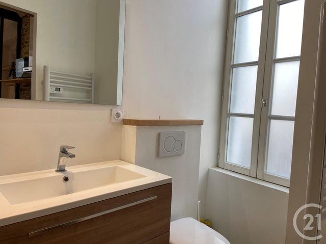 Appartement Studio à louer - 1 pièce - 18.56 m2 - LA ROCHELLE - 17 - POITOU-CHARENTES - Century 21 Agence Du Centre Ville