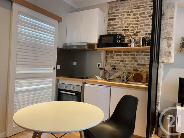 Appartement Studio à louer - 1 pièce - 18.56 m2 - LA ROCHELLE - 17 - POITOU-CHARENTES - Century 21 Agence Du Centre Ville