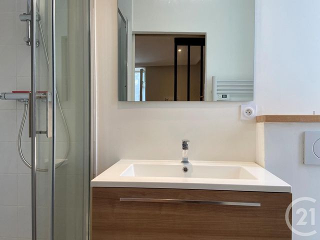 Appartement Studio à louer - 1 pièce - 18.56 m2 - LA ROCHELLE - 17 - POITOU-CHARENTES - Century 21 Agence Du Centre Ville