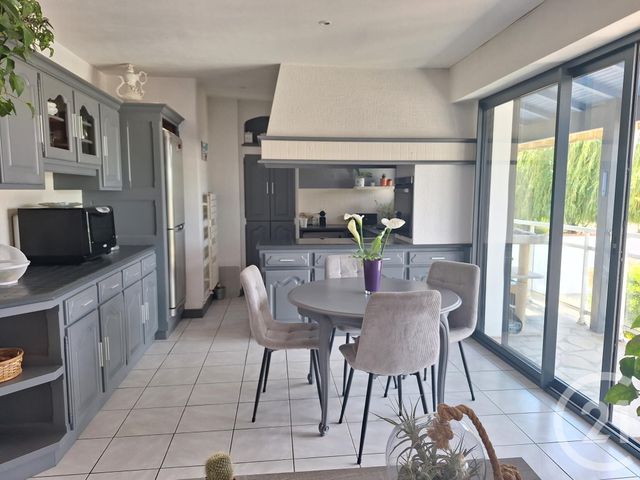 maison à vendre - 6 pièces - 139.36 m2 - ESNANDES - 17 - POITOU-CHARENTES - Century 21 Agence Du Centre Ville