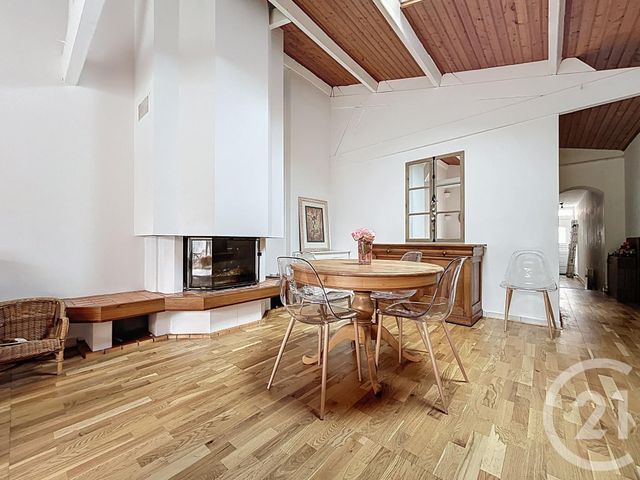 maison à louer - 4 pièces - 102.4 m2 - ROCHEFORT - 17 - POITOU-CHARENTES - Century 21 Agence Du Centre Ville