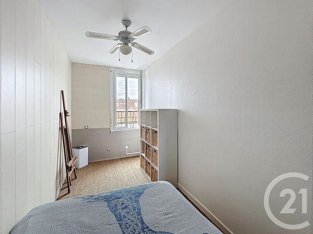 maison à louer - 4 pièces - 102.4 m2 - ROCHEFORT - 17 - POITOU-CHARENTES - Century 21 Agence Du Centre Ville