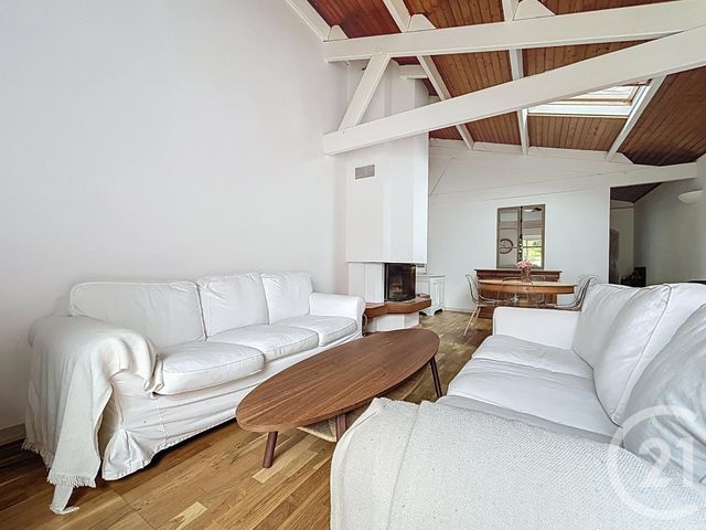 maison à louer - 4 pièces - 102.4 m2 - ROCHEFORT - 17 - POITOU-CHARENTES - Century 21 Agence Du Centre Ville