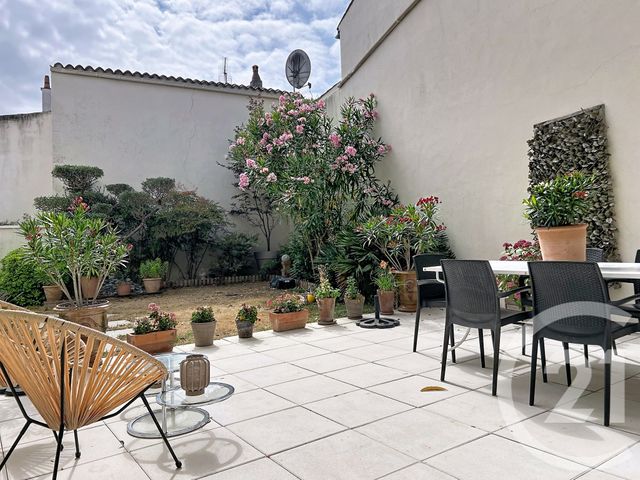 Appartement T4 à vendre - 4 pièces - 108.32 m2 - LA ROCHELLE - 17 - POITOU-CHARENTES - Century 21 Agence Du Centre Ville