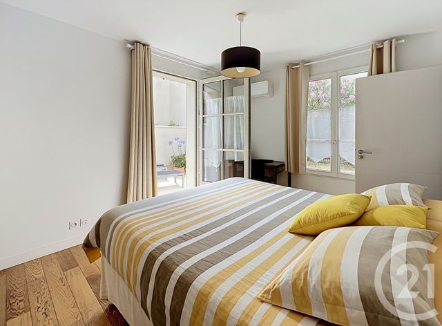 Appartement T4 à vendre - 4 pièces - 108.32 m2 - LA ROCHELLE - 17 - POITOU-CHARENTES - Century 21 Agence Du Centre Ville