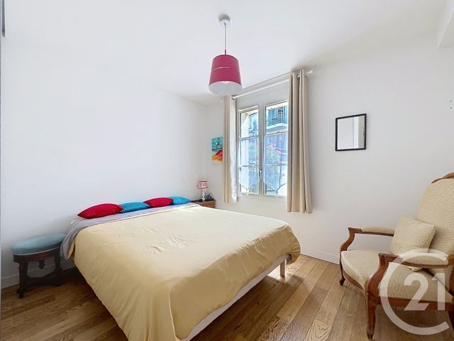 Appartement T4 à vendre - 4 pièces - 108.32 m2 - LA ROCHELLE - 17 - POITOU-CHARENTES - Century 21 Agence Du Centre Ville