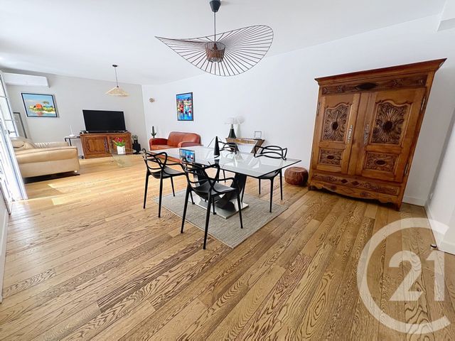 Appartement T4 à vendre - 4 pièces - 108.32 m2 - LA ROCHELLE - 17 - POITOU-CHARENTES - Century 21 Agence Du Centre Ville