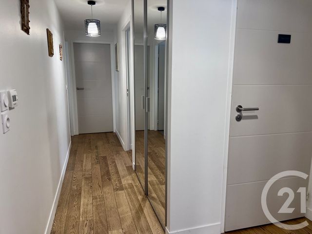Appartement T4 à vendre - 4 pièces - 108.32 m2 - LA ROCHELLE - 17 - POITOU-CHARENTES - Century 21 Agence Du Centre Ville