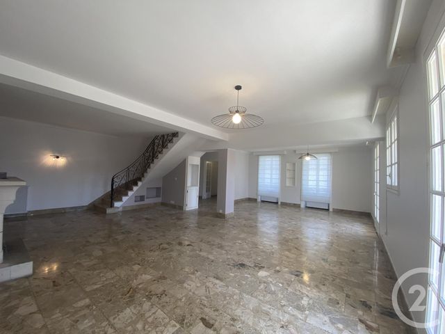 maison à louer - 6 pièces - 177.8 m2 - LA ROCHELLE - 17 - POITOU-CHARENTES - Century 21 Agence Du Centre Ville