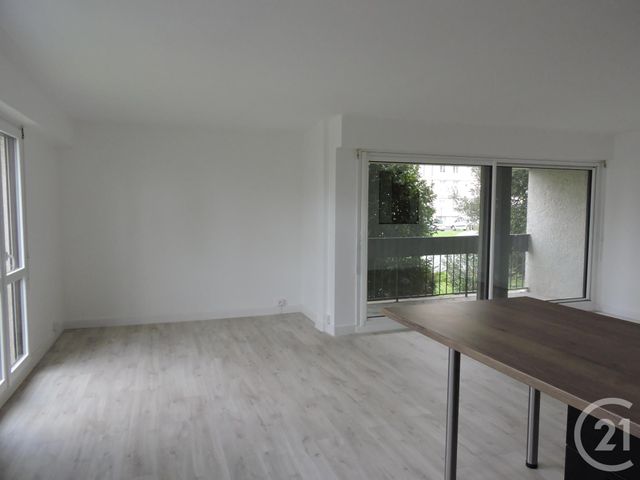 Appartement T3 à louer - 3 pièces - 83.28 m2 - LA ROCHELLE - 17 - POITOU-CHARENTES - Century 21 Agence Du Centre Ville