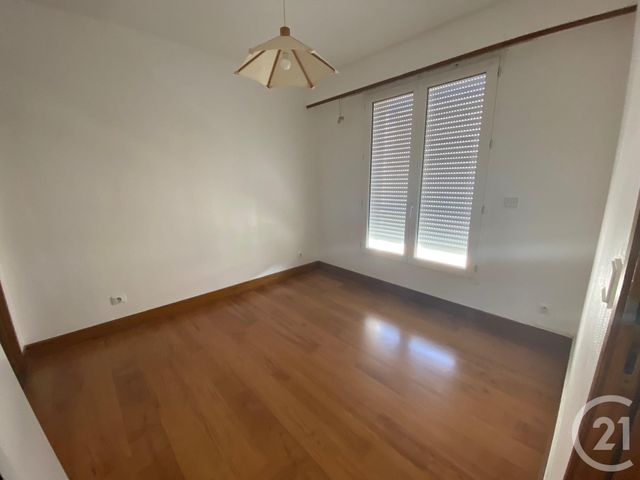 Appartement à louer - 2 pièces - 38.65 m2 - LA ROCHELLE - 17 - POITOU-CHARENTES - Century 21 Agence Du Centre Ville
