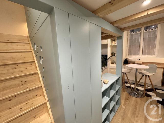 Appartement T1 à louer - 1 pièce - 16.2 m2 - LA ROCHELLE - 17 - POITOU-CHARENTES - Century 21 Agence Du Centre Ville