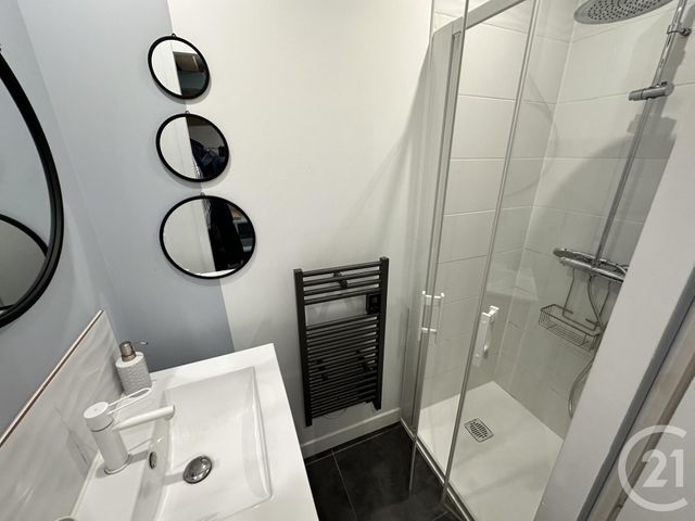 Appartement T1 à louer - 1 pièce - 16.2 m2 - LA ROCHELLE - 17 - POITOU-CHARENTES - Century 21 Agence Du Centre Ville