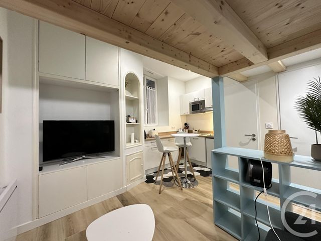 Appartement T1 à louer - 1 pièce - 16.2 m2 - LA ROCHELLE - 17 - POITOU-CHARENTES - Century 21 Agence Du Centre Ville